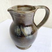 Handmade and signed glazed stoneware pitcher – Atelier de La Borne / Puisaye