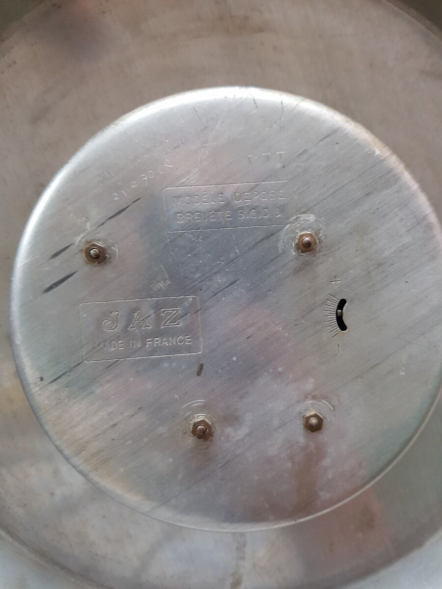 Vintage french jaz wall clock