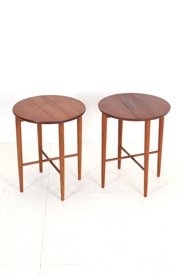 Set of 2 round mid-century teak side tables by Carlo Jensen for Poul Hundevad, 1960s, Danish modern design, foldable