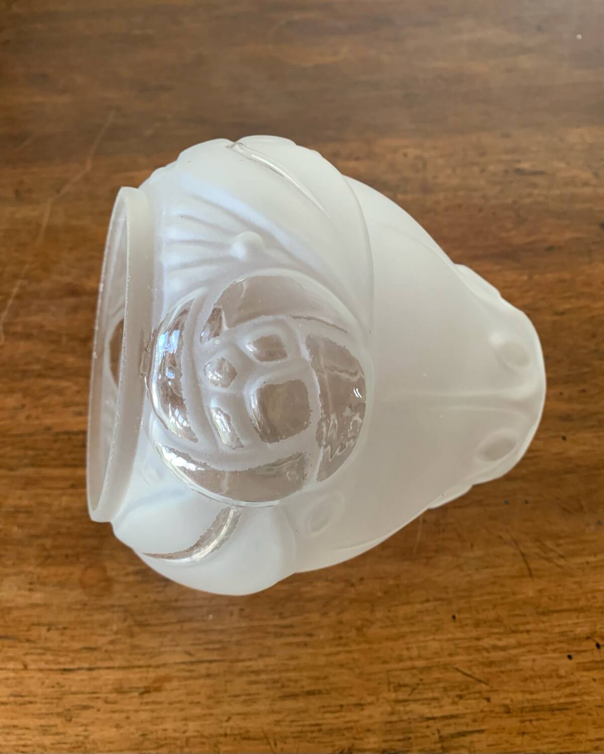 Glass tulip lampshade