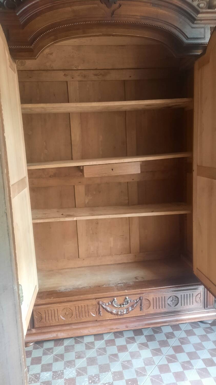 Louis XV style wardrobe