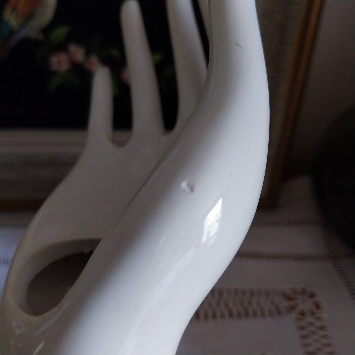 Vintage hand-shaped soliflore ring sizer