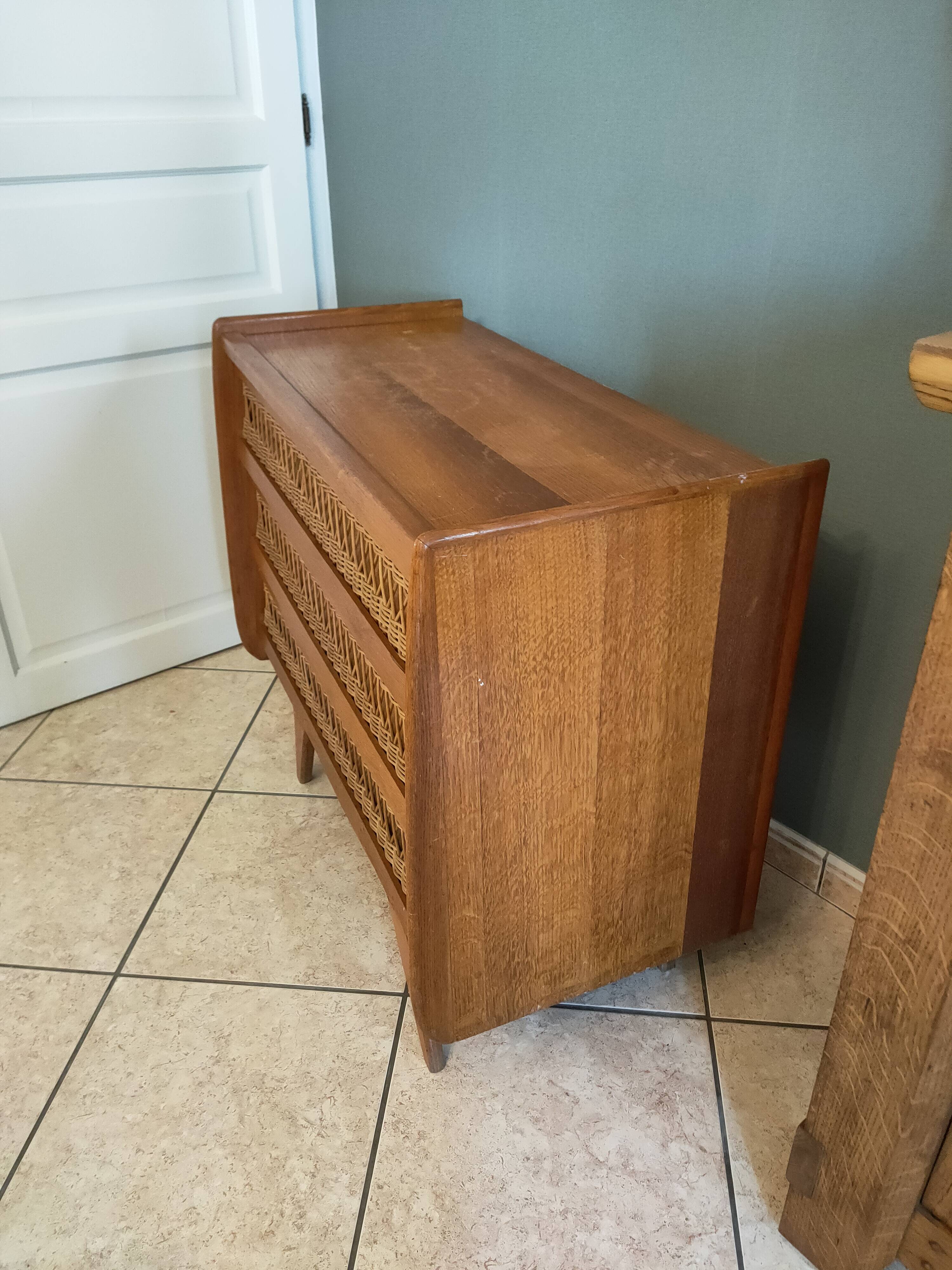 Vintage rattan and oak chest of drawers from the 1960s