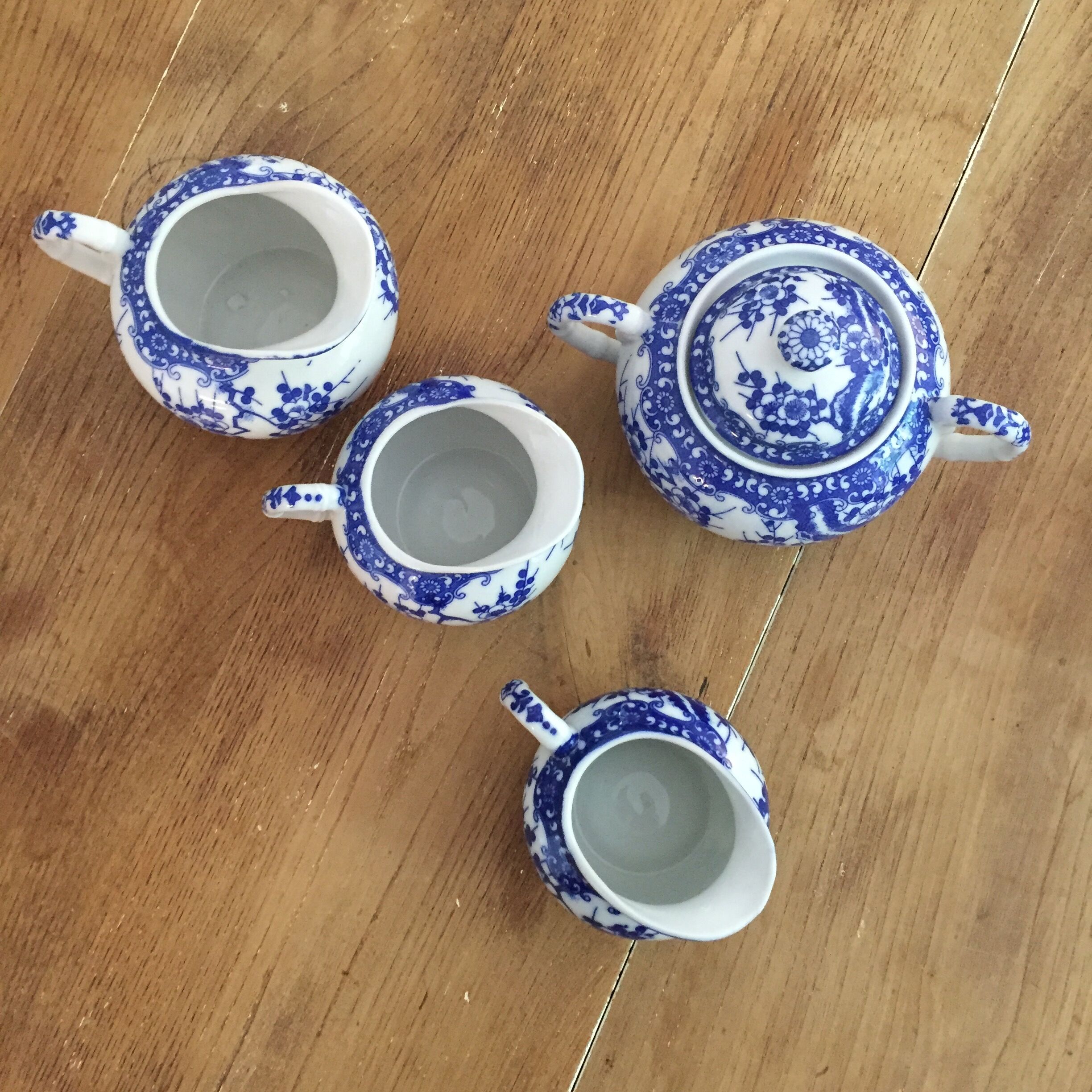 Japanese tea set