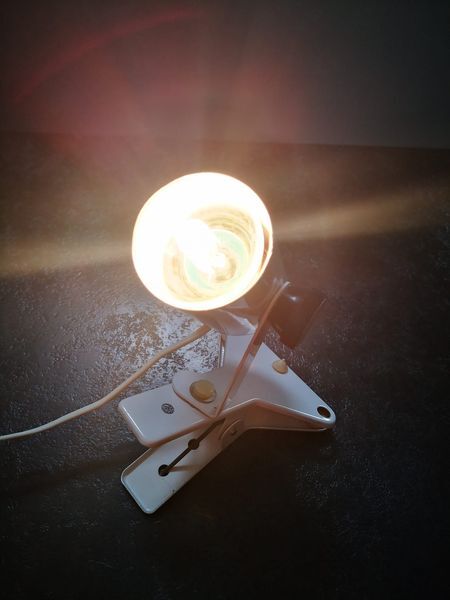 Old spotlight lamp with hanging clip 100% white 100%1970 vintage tbe