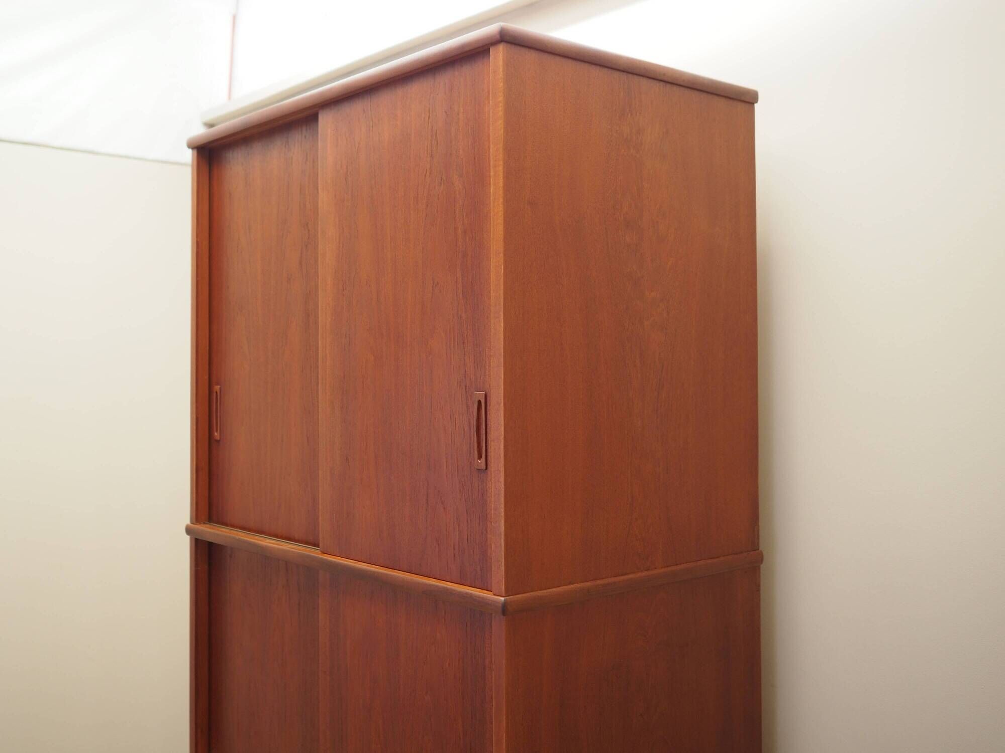Teak wardrobe, Danish design, 1970s, production: Denmark