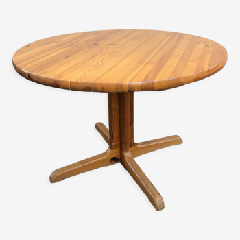 Baumann pine dining table