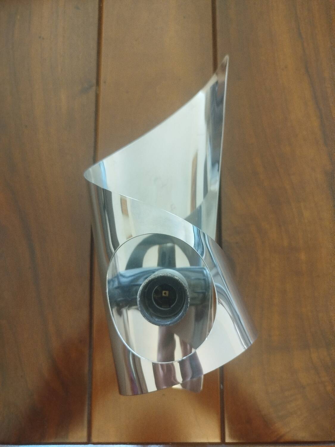 Vintage futuristic wall lamp in chrome sheet metal, space age 70s 80s.