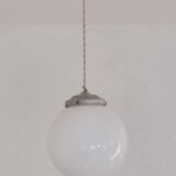 Opaline suspension