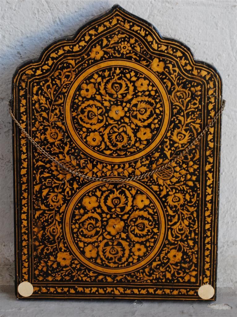 Mirror painted triptych 32cm