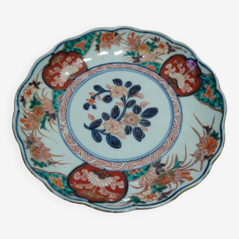 Japanese Imari plate Meiji period 19th century