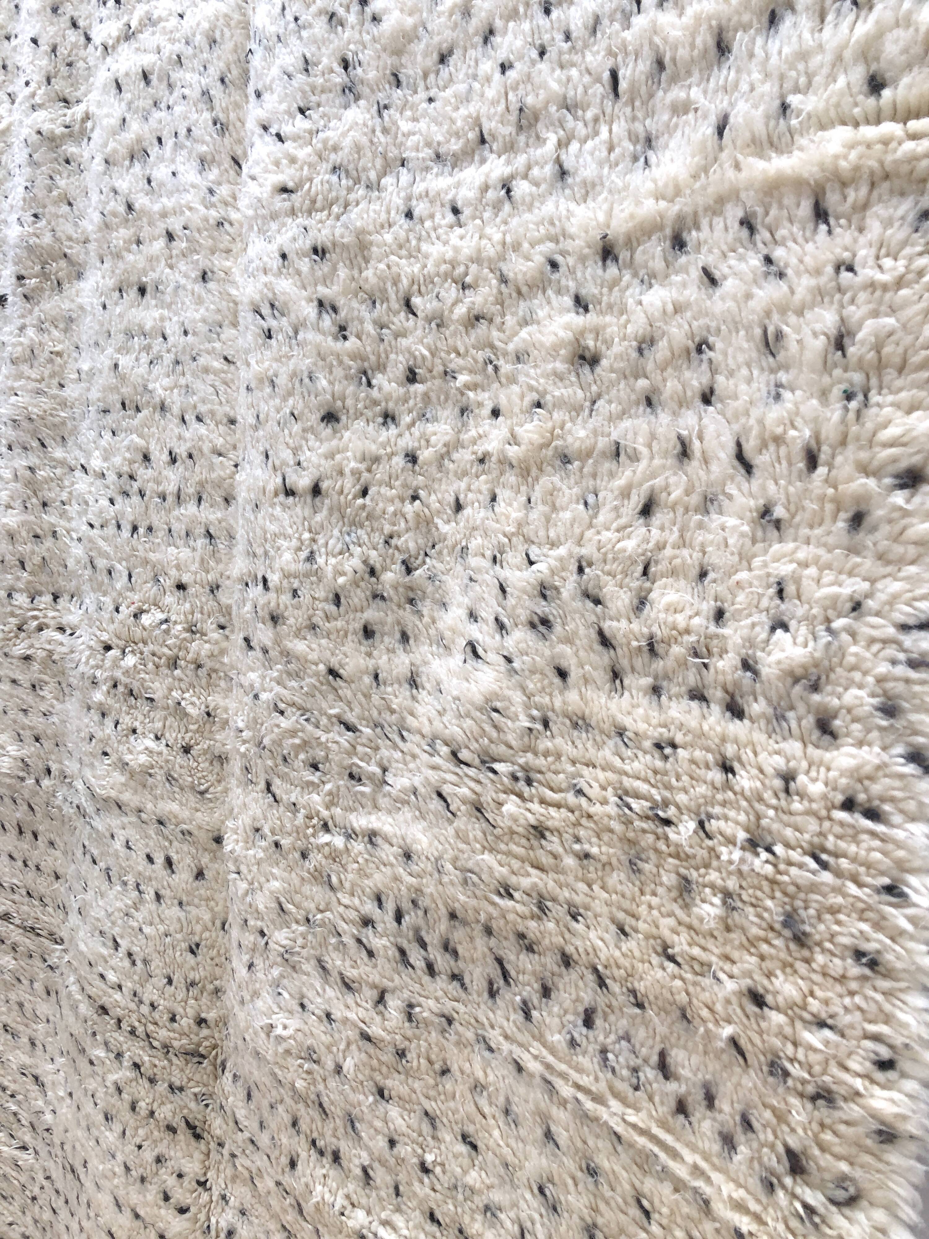 Moroccan Berber carpet Marmoucha with polka dots anthracite grey 2, 78x1, 66m