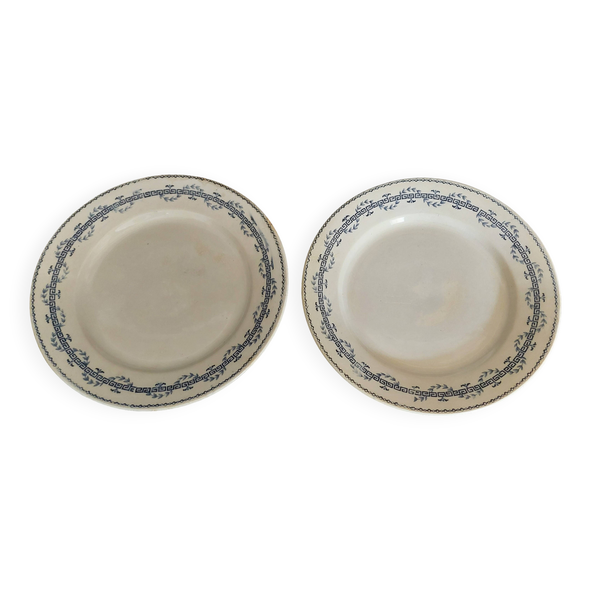 Pair of flat plates in Gien iron earthenware, Austerlitz decor