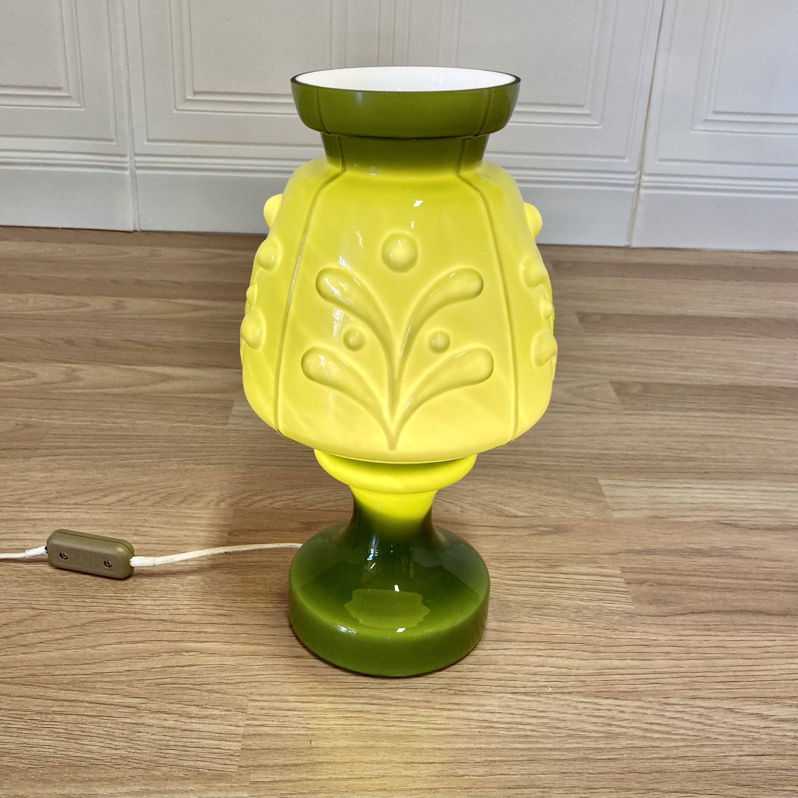 LARGE LAMP FULLY GLASS SCANDINAVIAN DESIGN 1950.