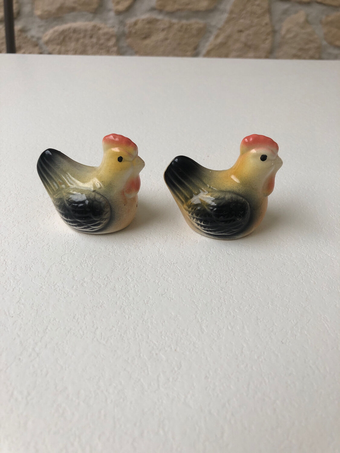 Chicken salt and pepper shakers