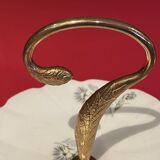 Presentoir dish with pastries, amuses bouches