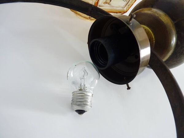 Lustre en fer forgé, bois, cuivre et globe à facette en verre. année 50