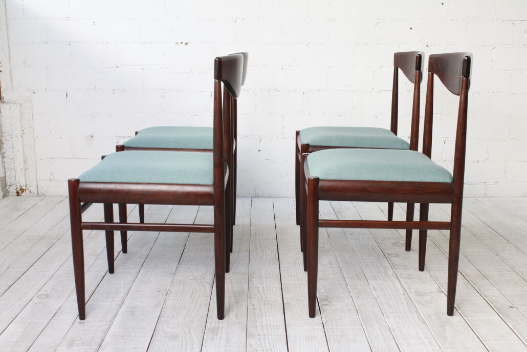 Set of 4 dining chairs