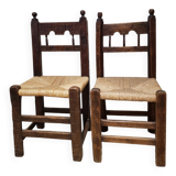 Pair of rustic chairs from the 19th century.