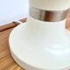 Paire de lampes champignon — Opaline blanche et métal laqué — Années 70