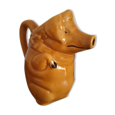 Pichet anthropomorphique en barbotine