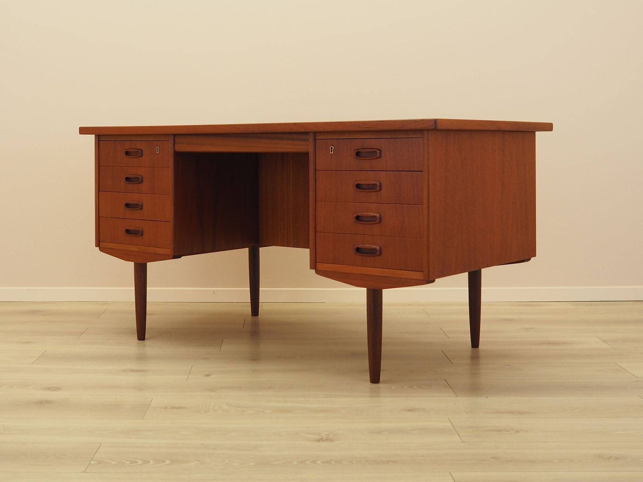 Teak desk, Danish design, 1970s, made in Denmark