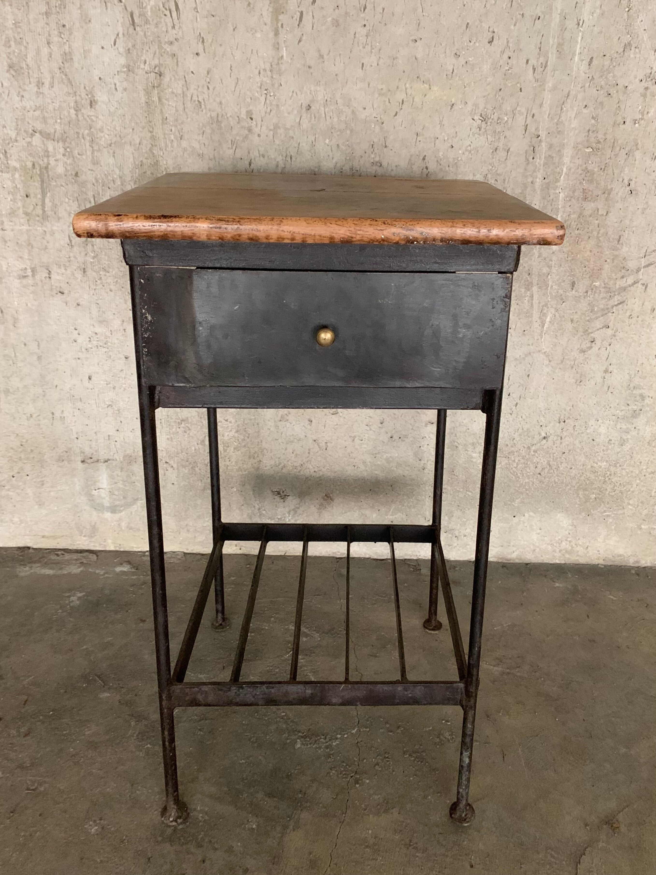 Table de chevet industrielle