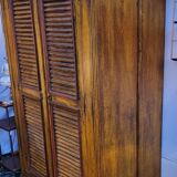 Indian wardrobe Rajasthan yellow, with clerestory