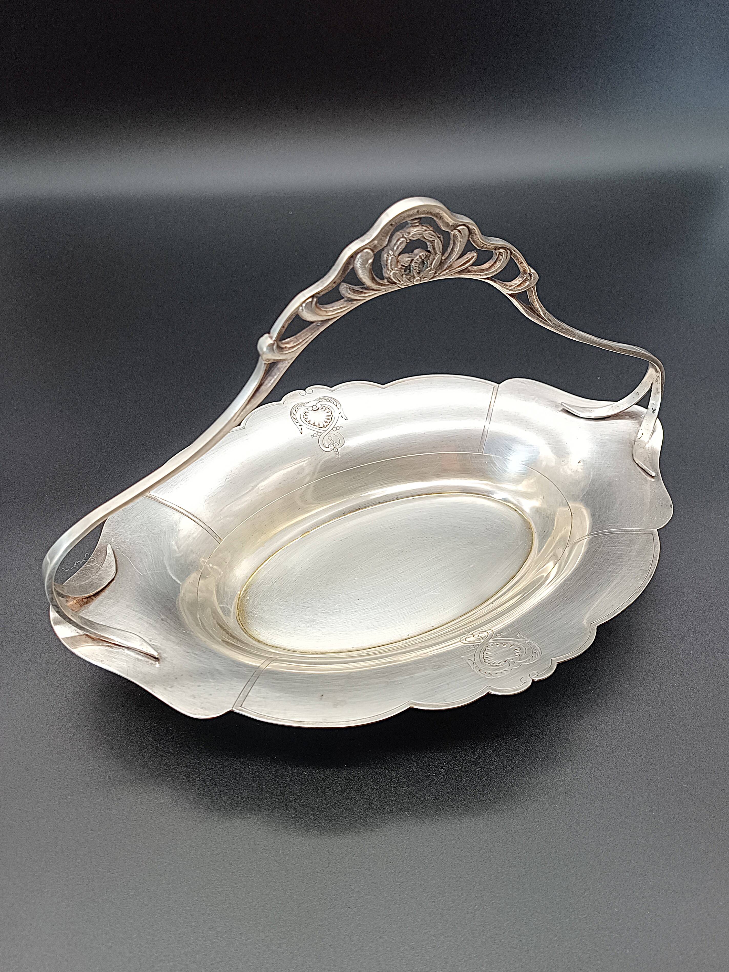 Antique silver-plated metal basket with handle, Phénix silversmith, Art Nouveau.