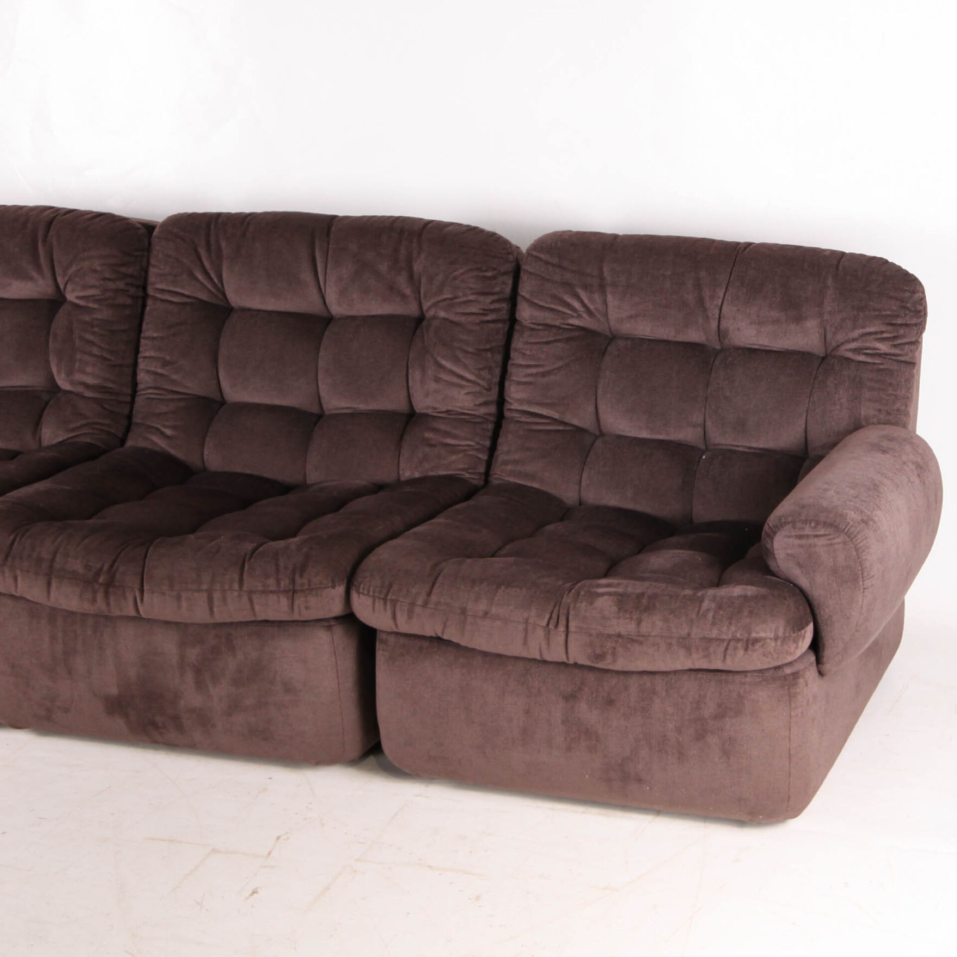 Modular fabric sofa