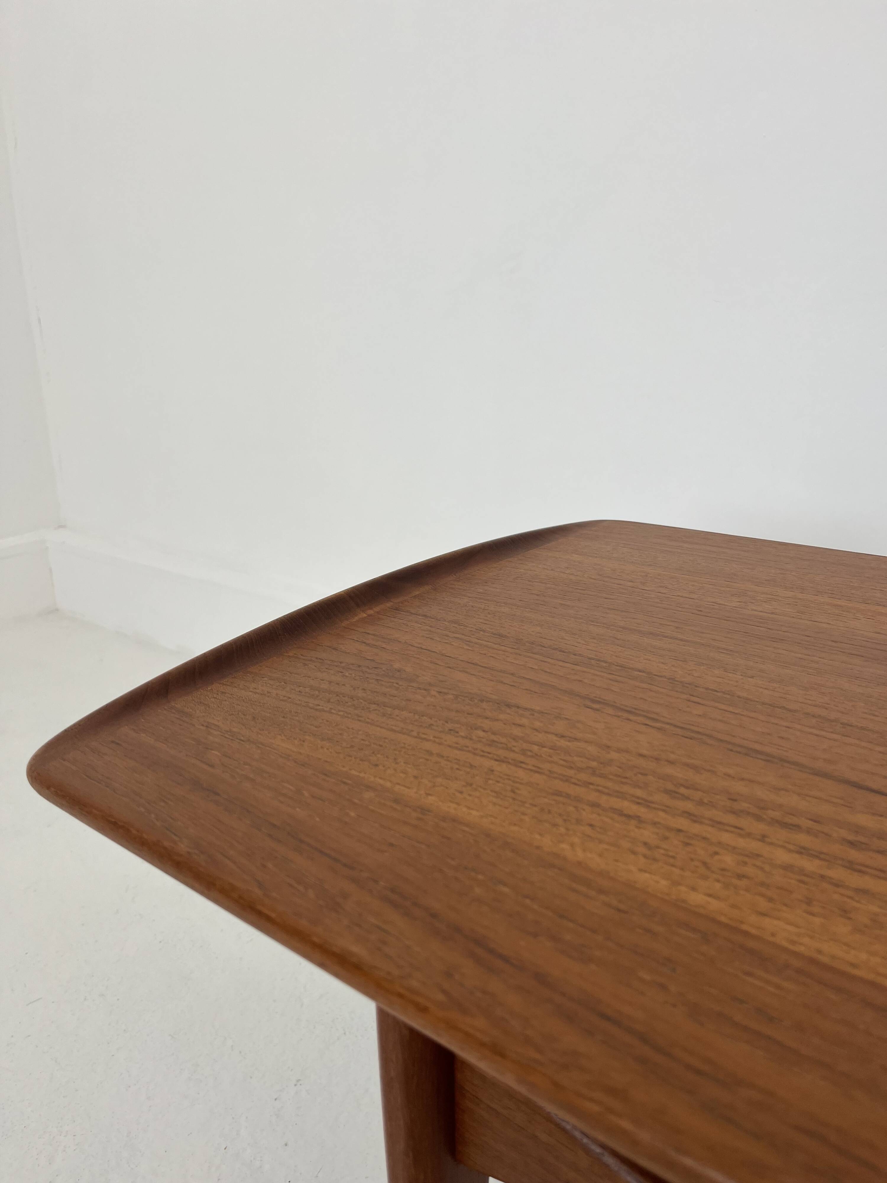 Mid-Century Model Fd 503 Coffee Table by Tove Kindt-Larsen for France & Son