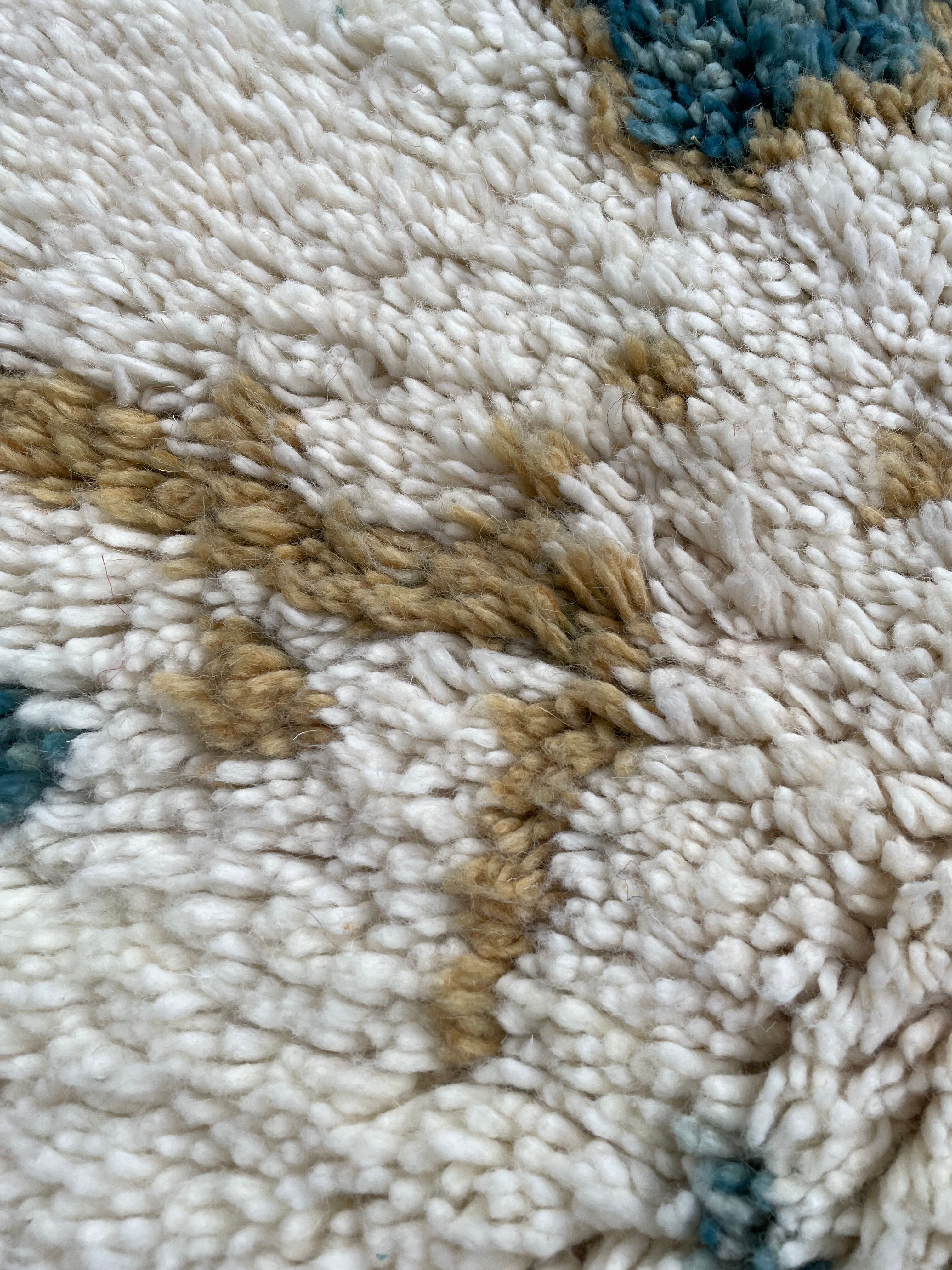 Contemporary moroccan carpet 215x300 cm