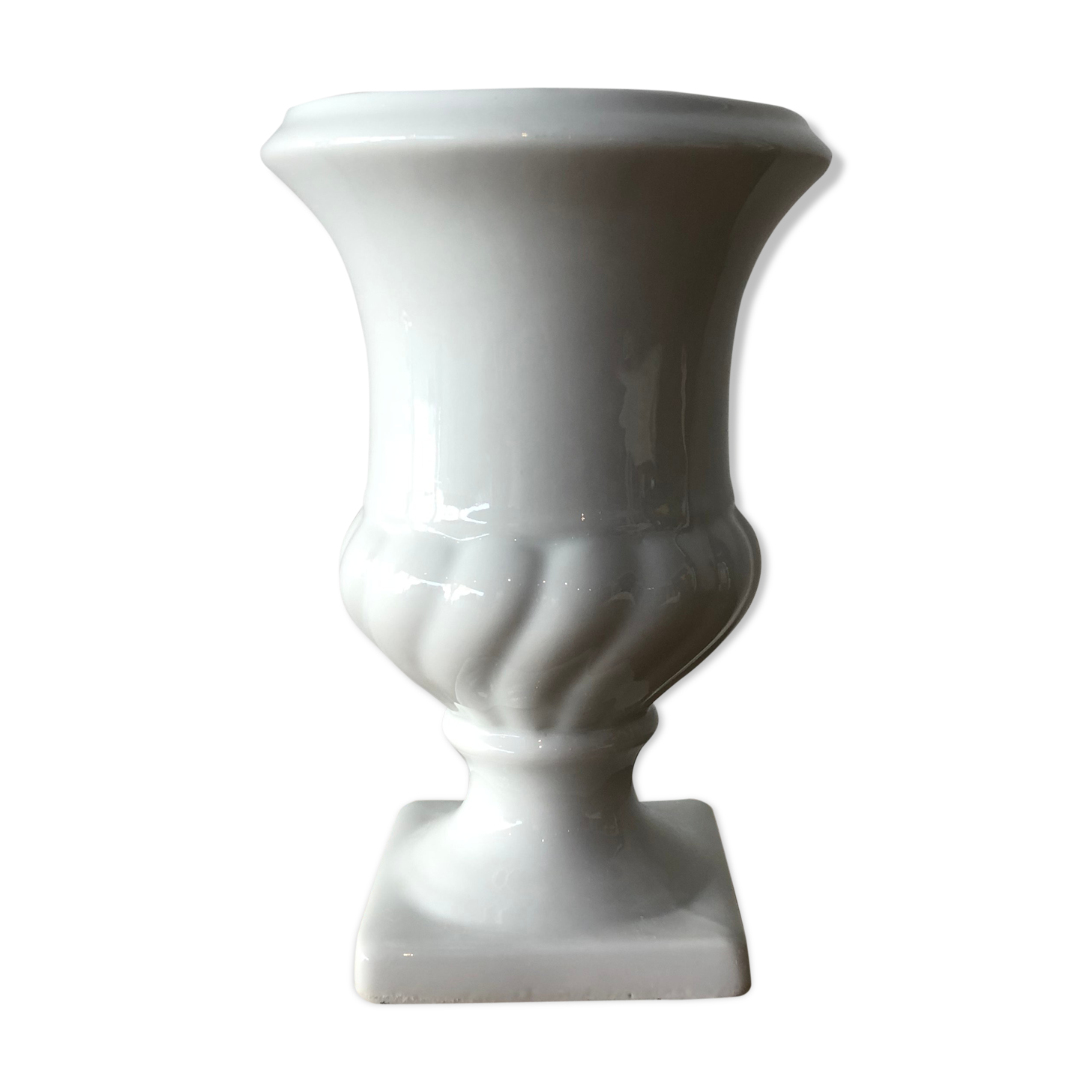 Vase Médicis en porcelaine de Limoges Selency