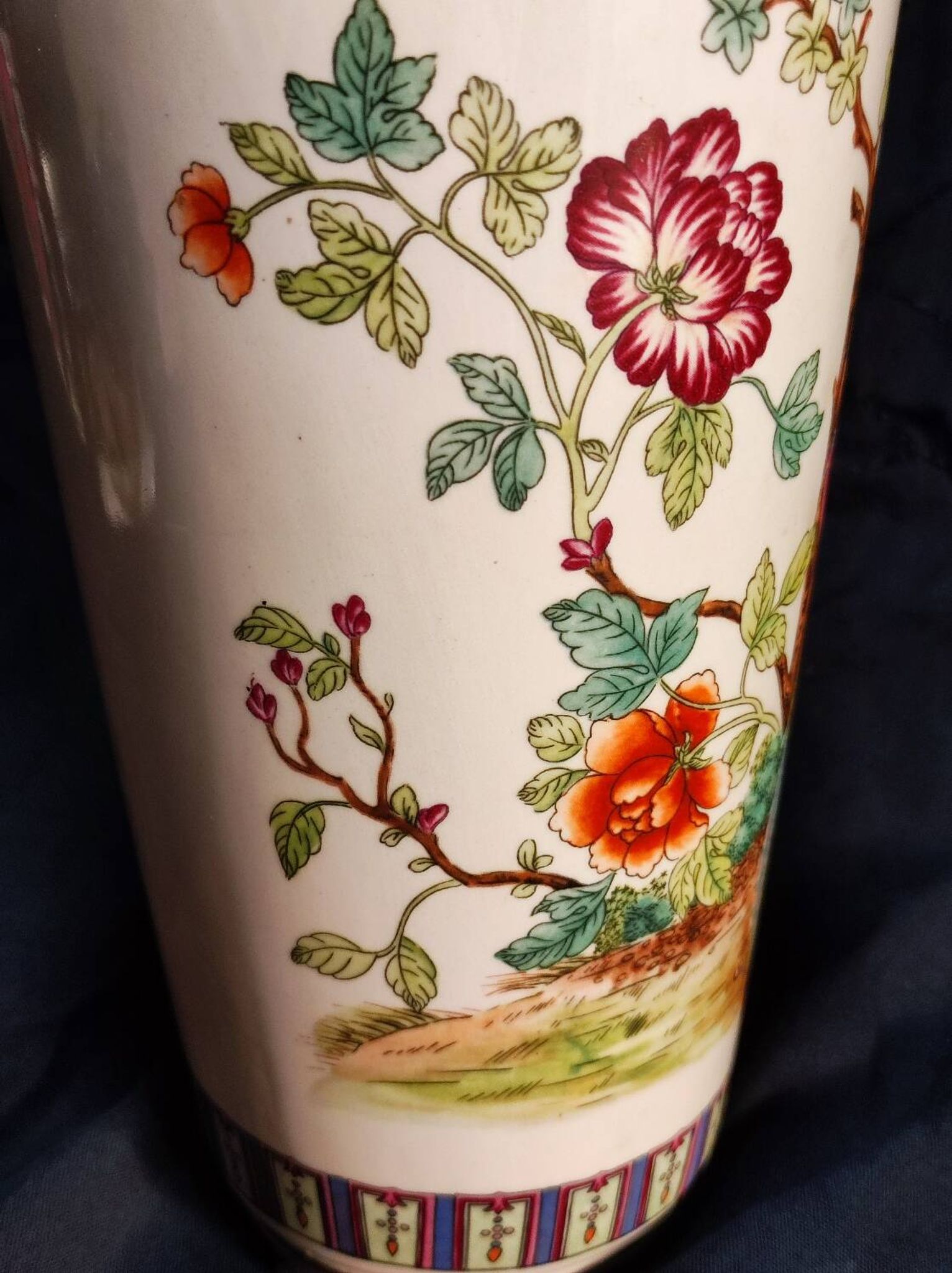 Vase paons en porcelaine