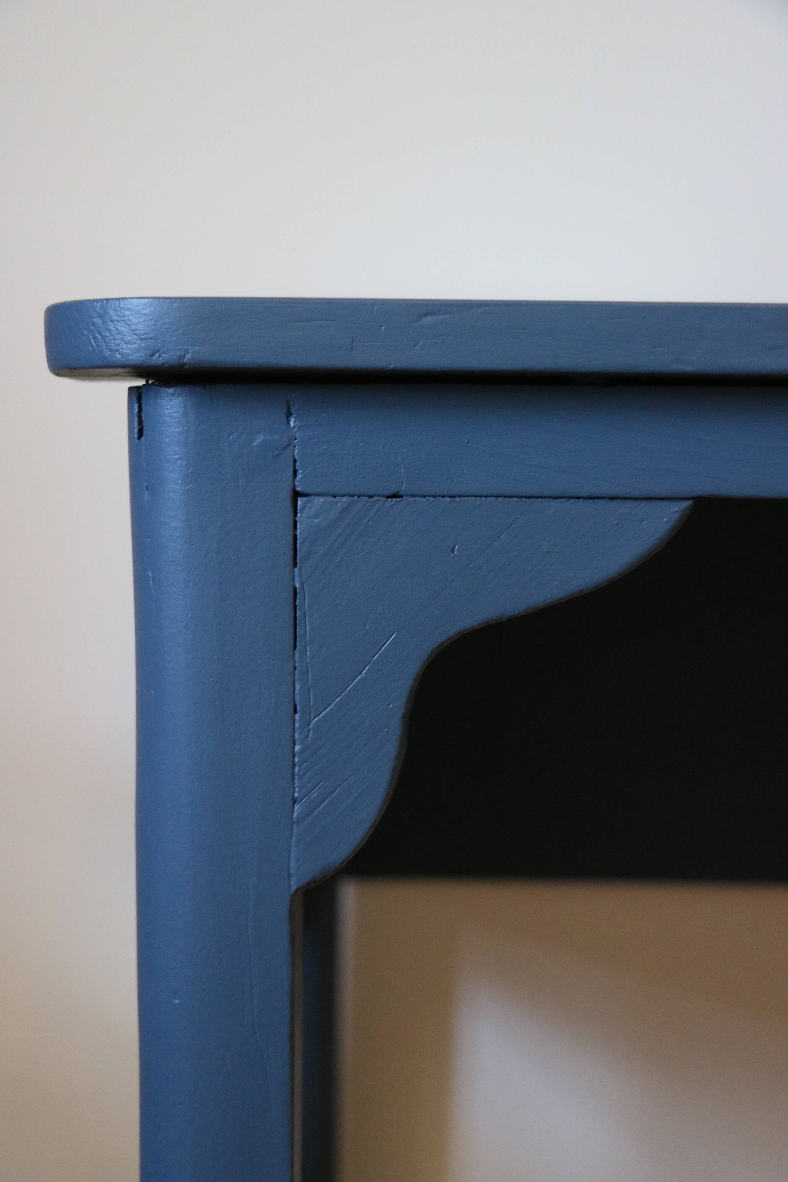 Small desk or vintage dressing table, blue