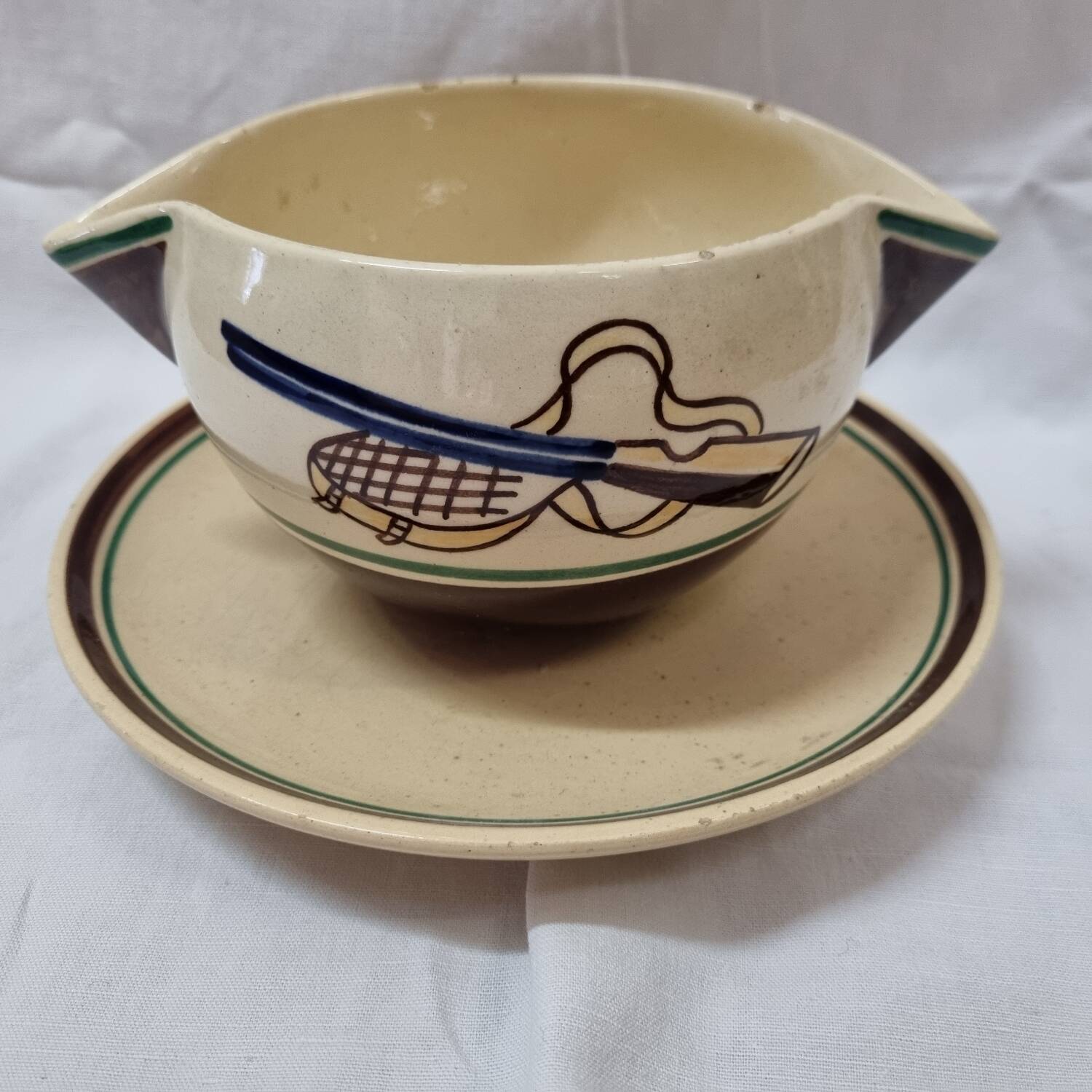 HB Quimper sauce boat, j.Lachaud, 1920