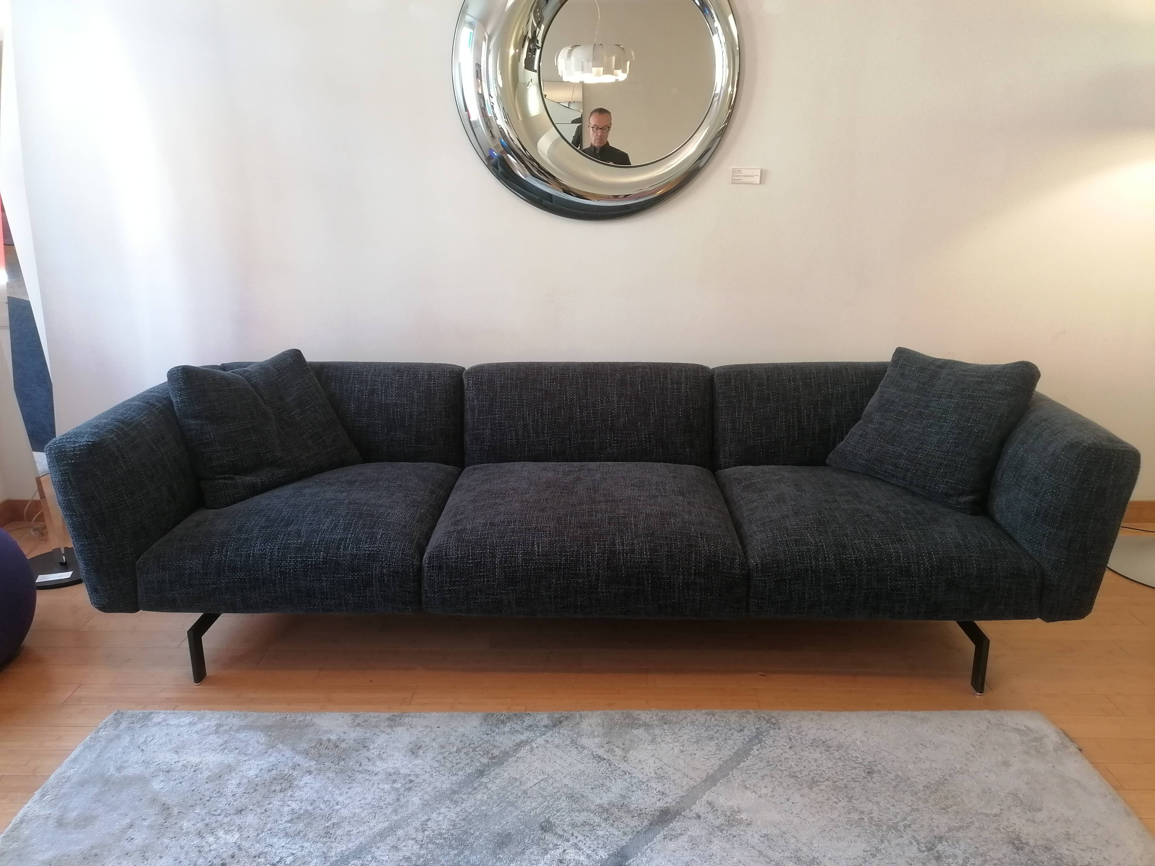 Avio Sofa (Piero Lissoni for Knoll International)