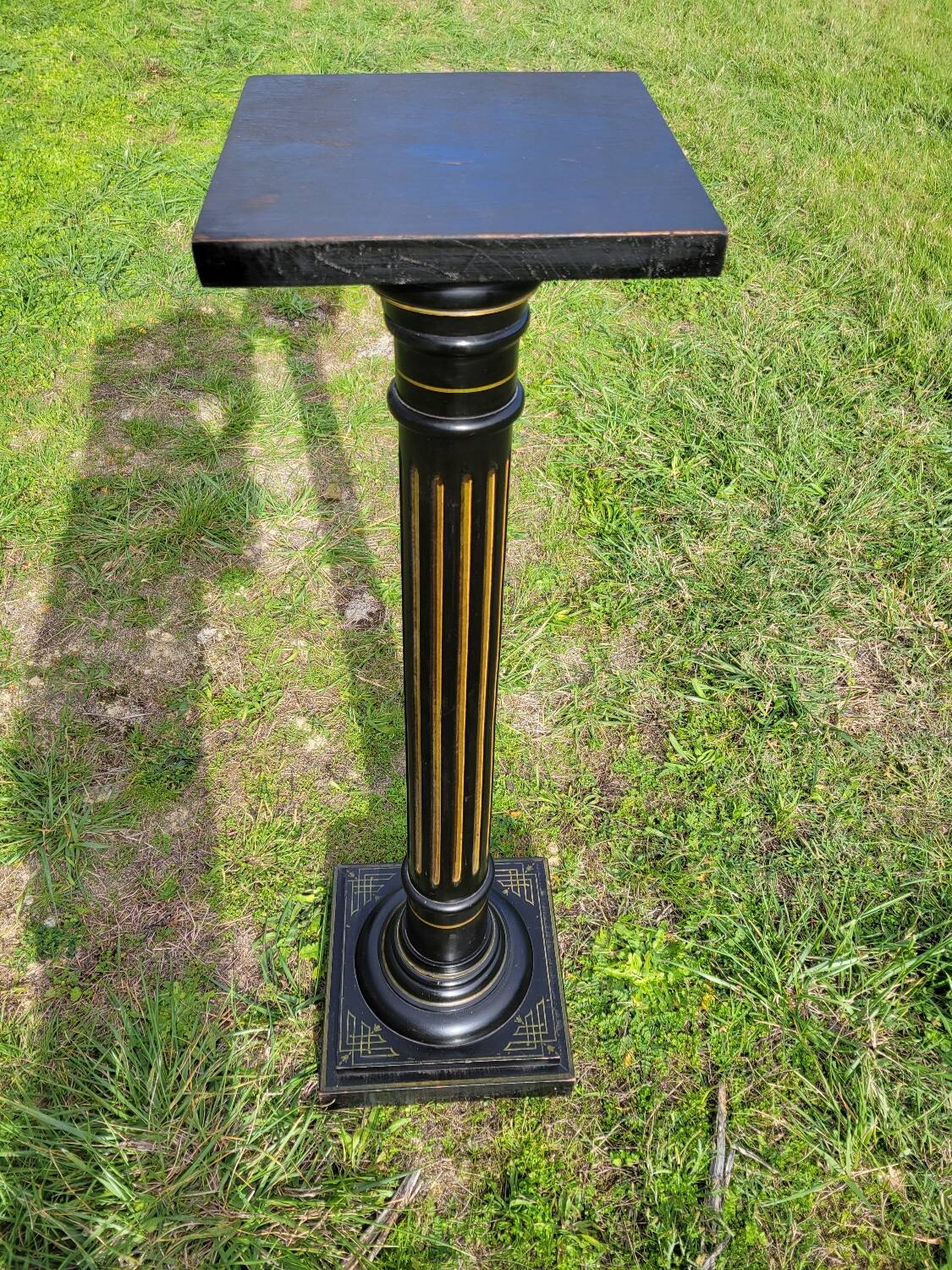 Napoleon III stand column in blackened wood and gold, mid-19th century