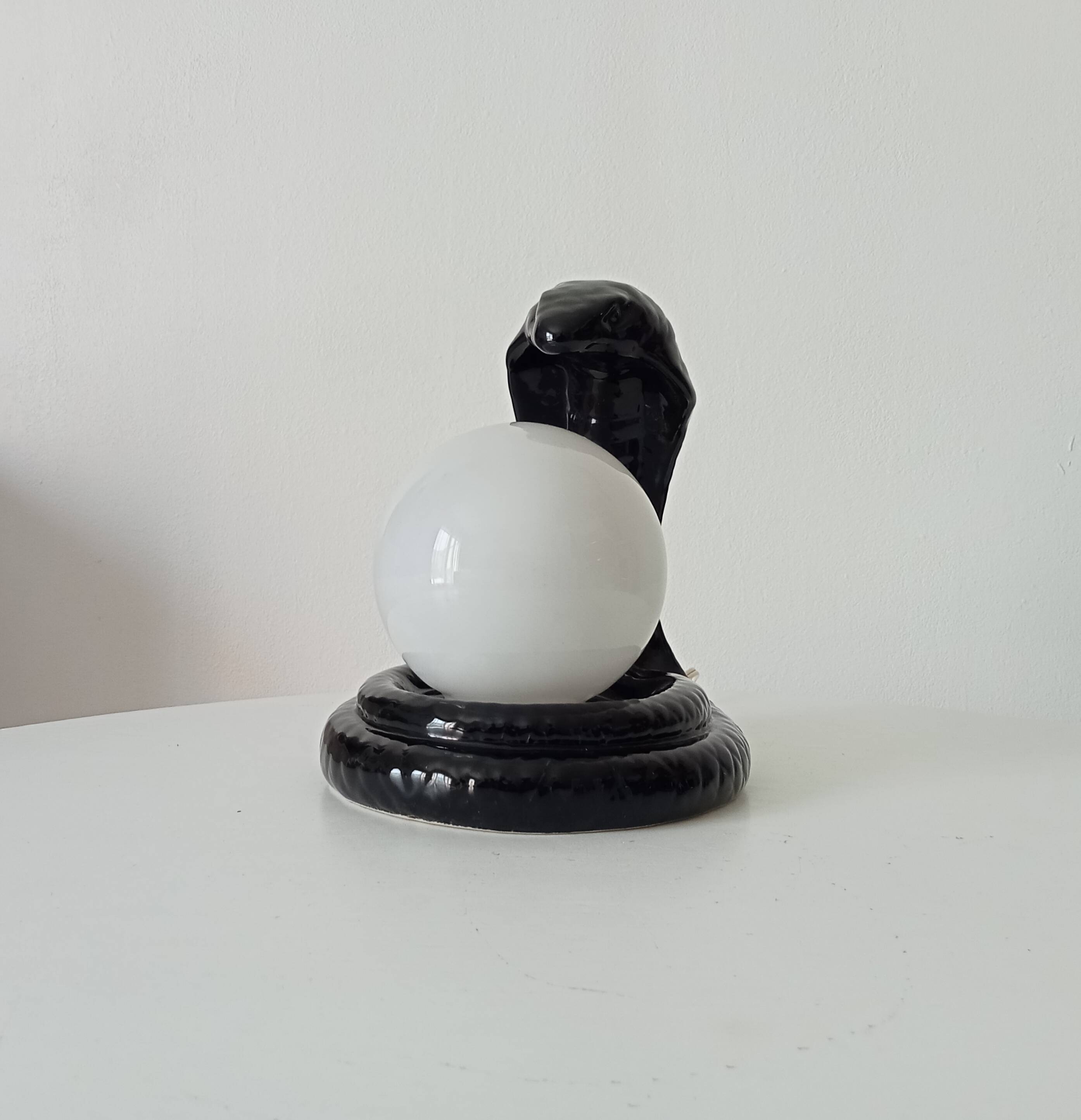 Vintage Italian Cobra lamp from the 70s