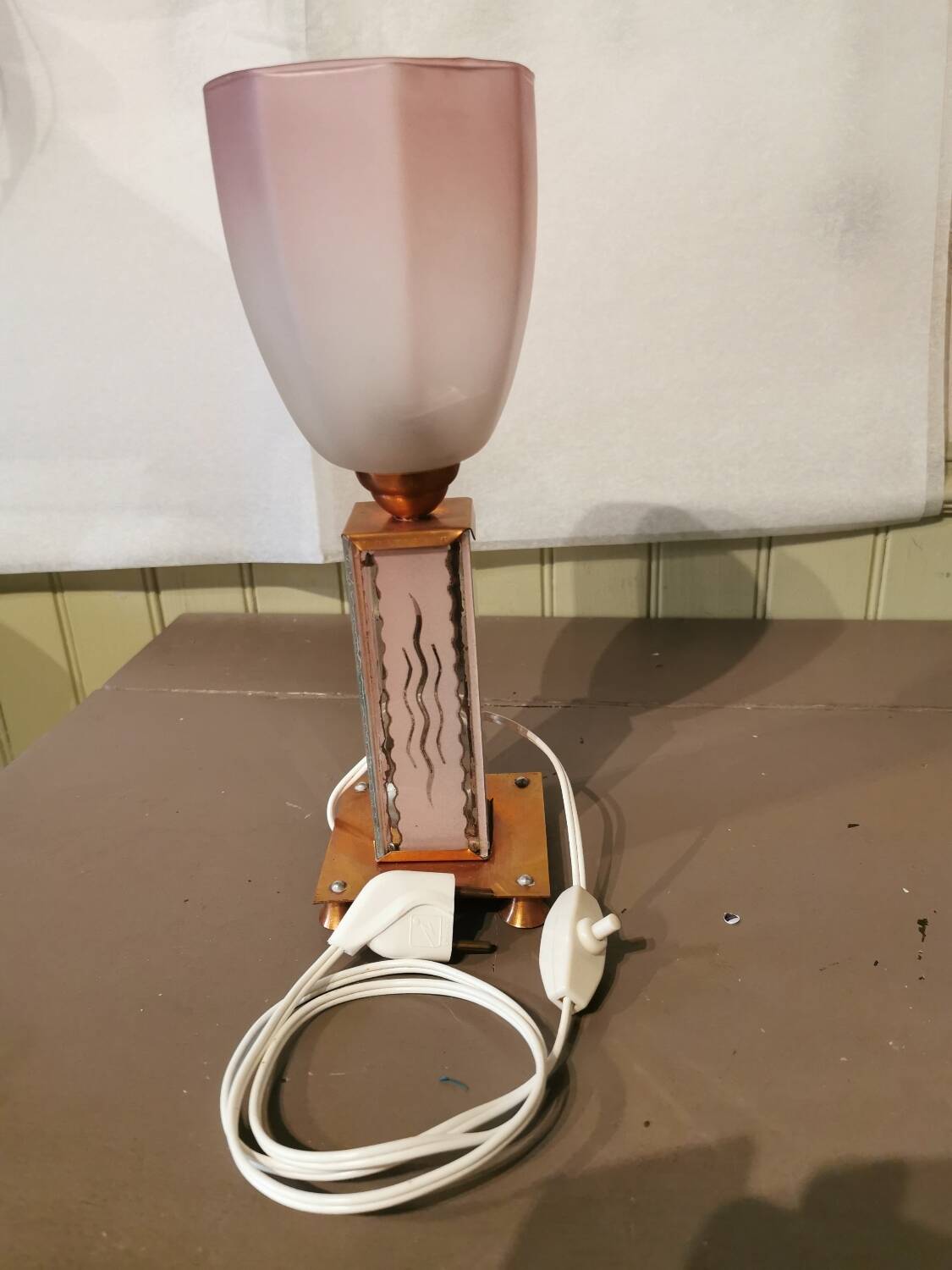 Art Deco lamp in copper and glass