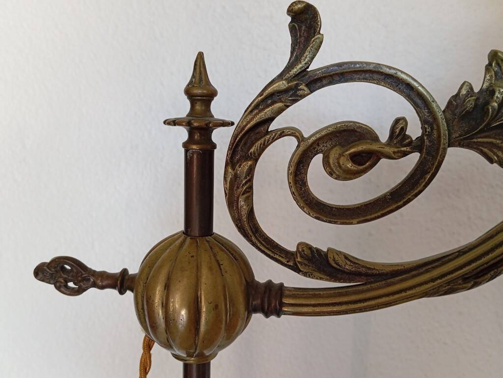 Lampe art nouveau monte et baisse en bronze