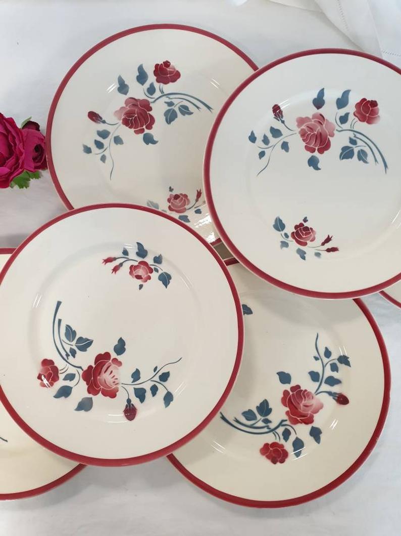 6 assiettes plates anciennes modèle "Rosador" de la manufacture française de Badonviller