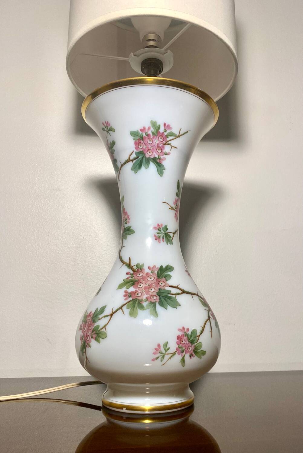 Baccarat Lampe Opaline peint main