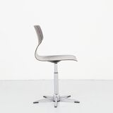 Adjustable Flötotto workshop chair