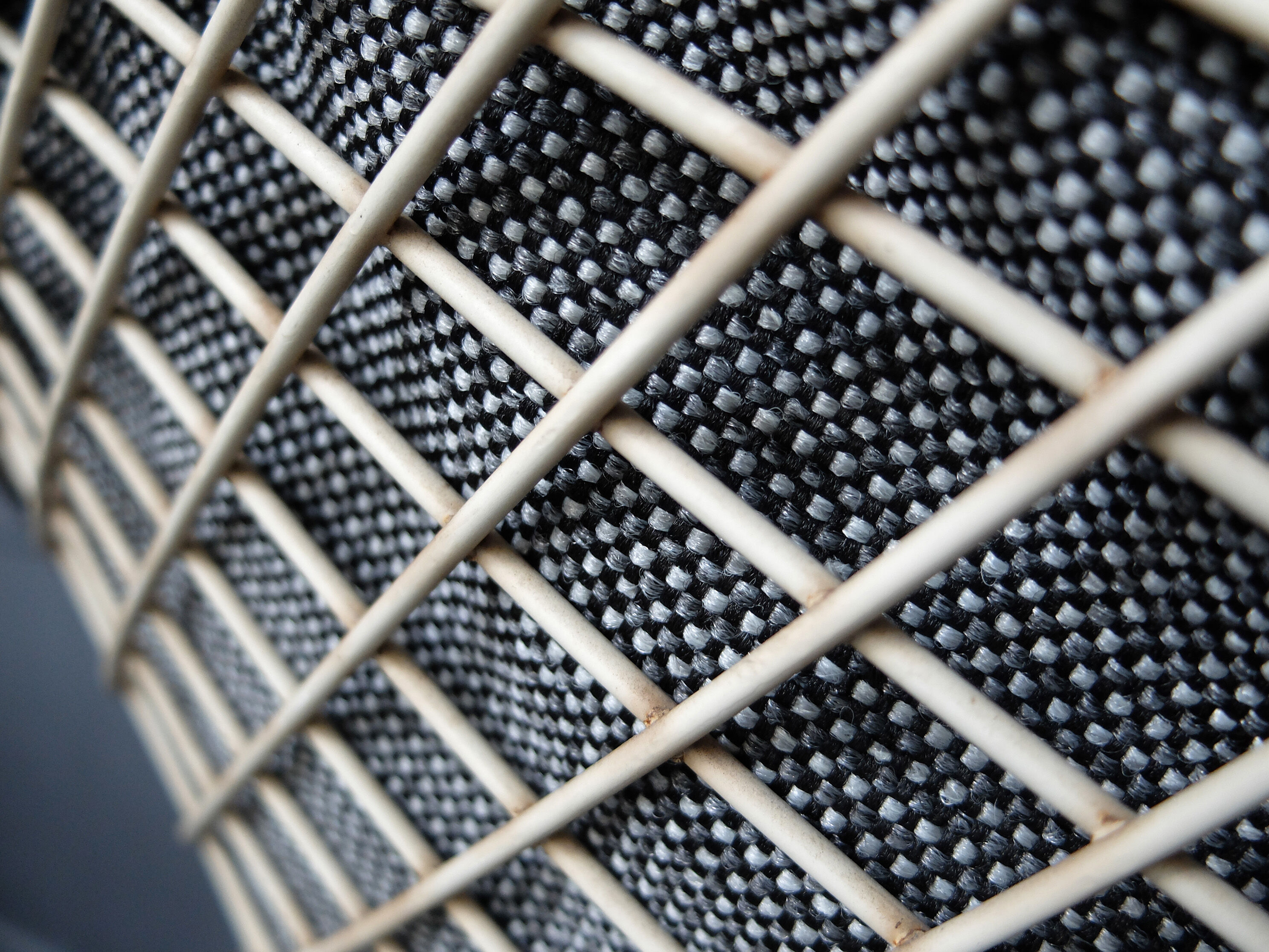 Fauteuil Diamond chair 421 par Harry Bertoia pour Knoll