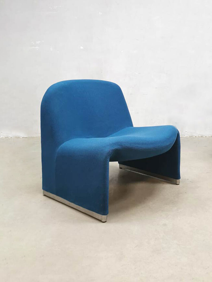 Vintage design lounge chair