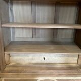 Aerogummed cabinet