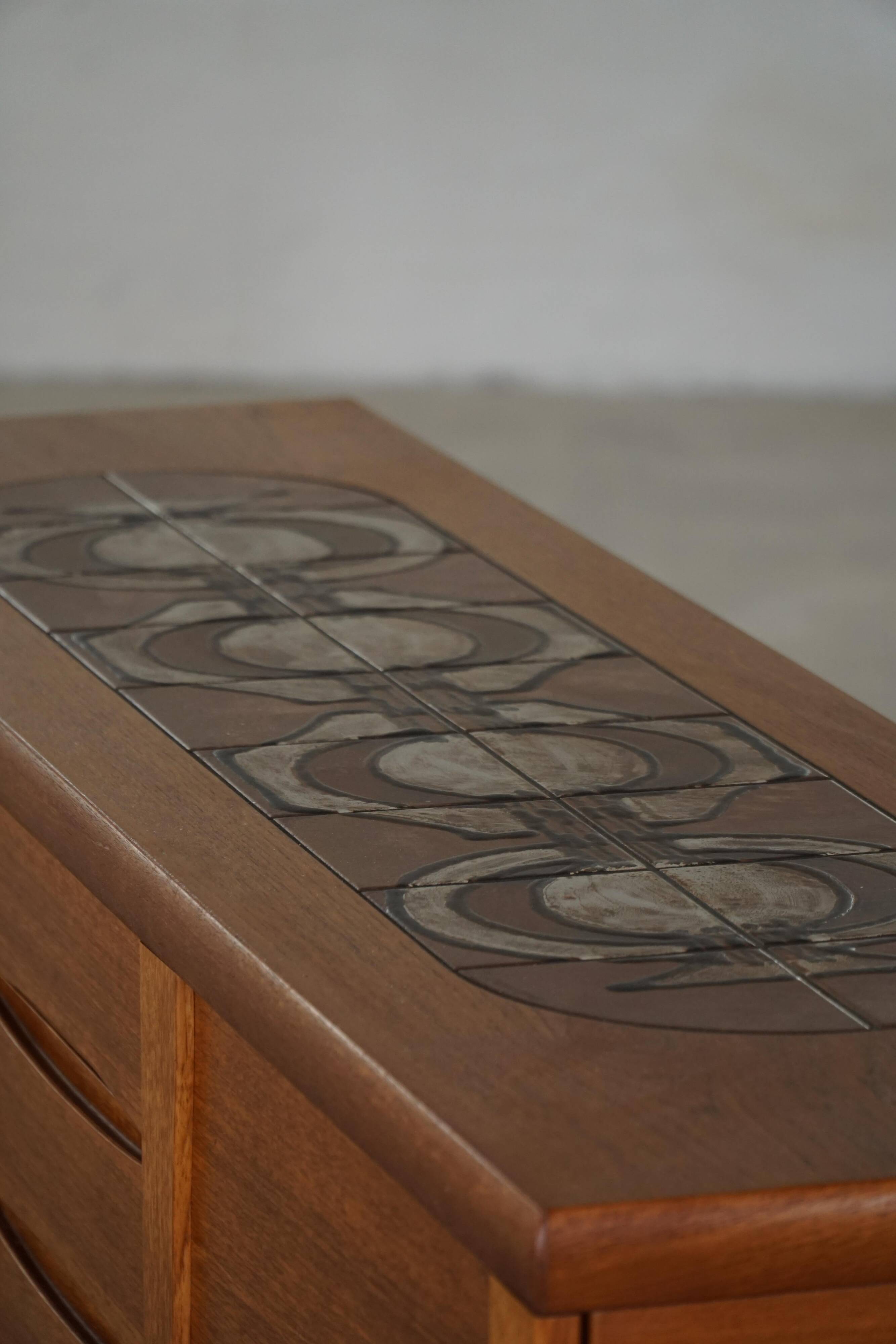 Hansen & Pedersen, independent teak credenza from mid-century modern, 1960s.