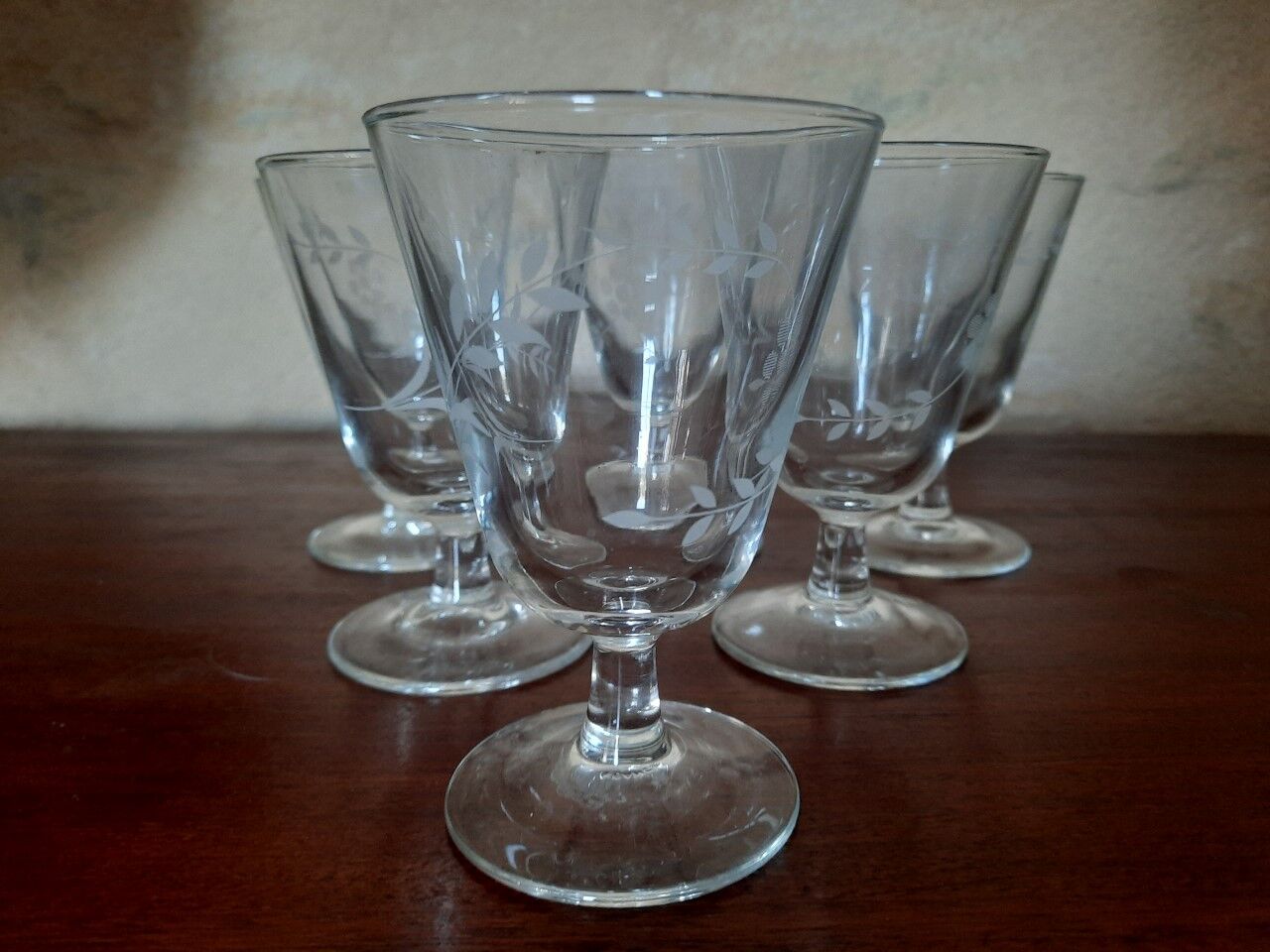 Set of 6 antique engraved glasses