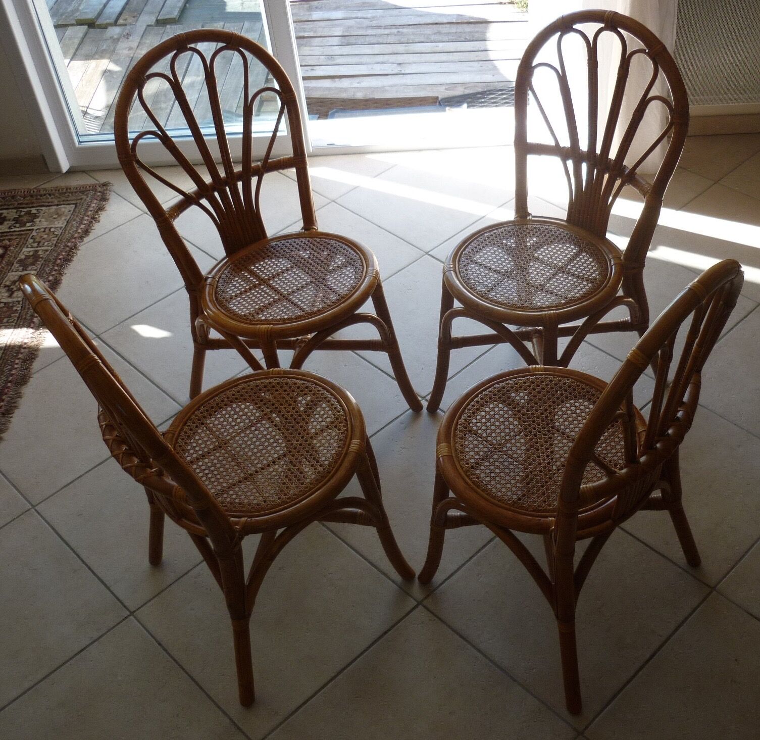 Rattan living room round table and chairs